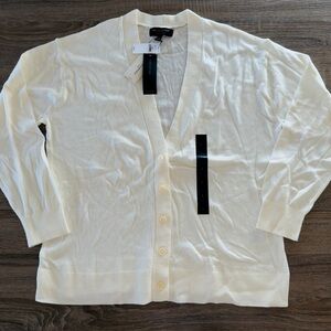 NWT Women’s Banana Republic Forever Sweater V Neck Cardigan L Large Ivory